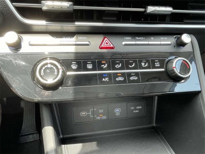 2025 Hyundai SONATA SE