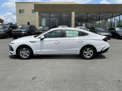 2025 Hyundai SONATA SE