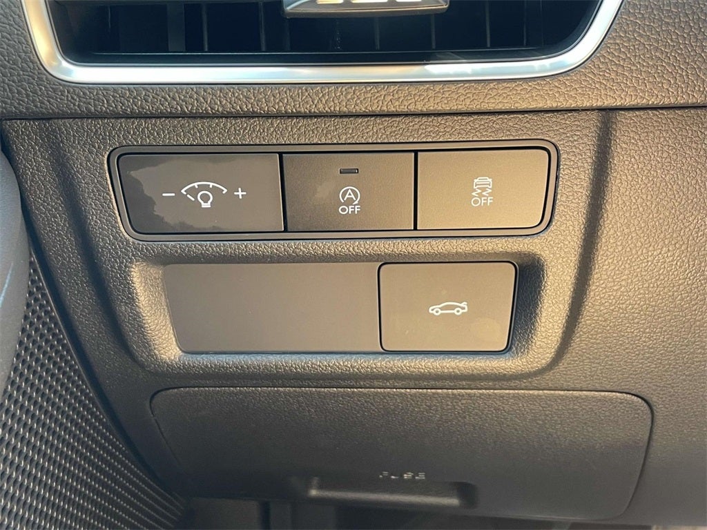 2025 Hyundai SONATA SE