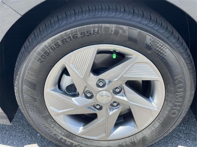 2025 Hyundai SONATA SE