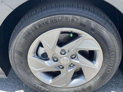 2025 Hyundai SONATA SE