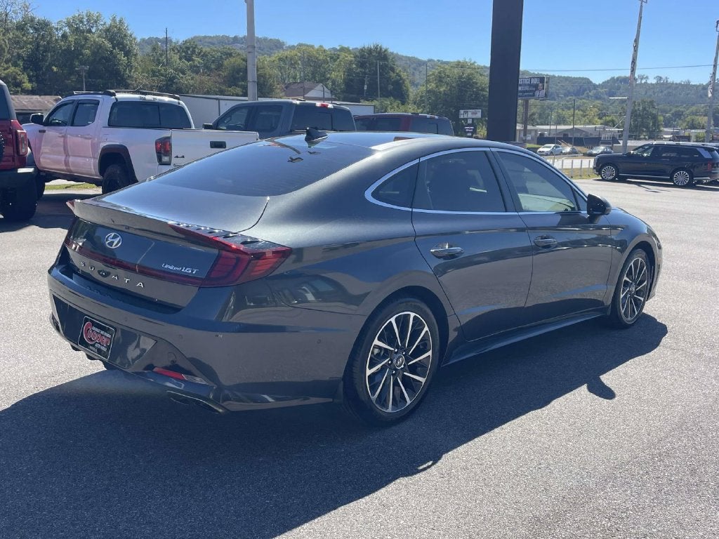 2022 Hyundai SONATA Limited