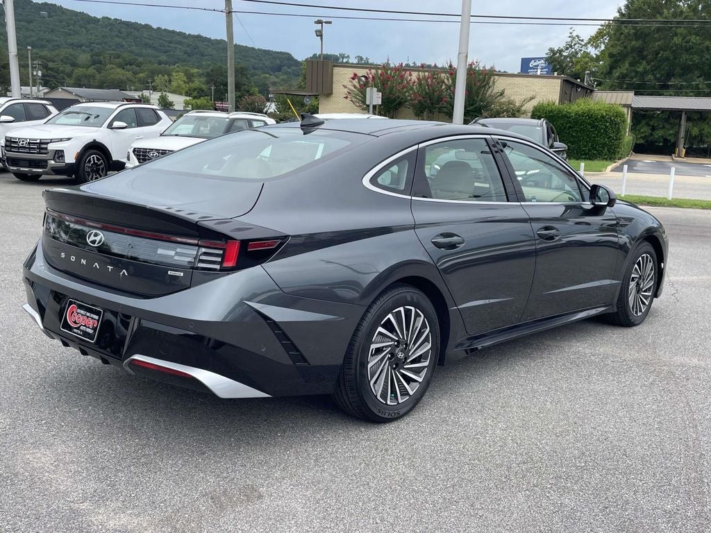 2026 Hyundai SONATA HYBRID Limited