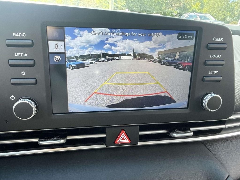 2026 Hyundai ELANTRA SE