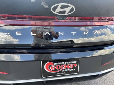 2026 Hyundai ELANTRA SE