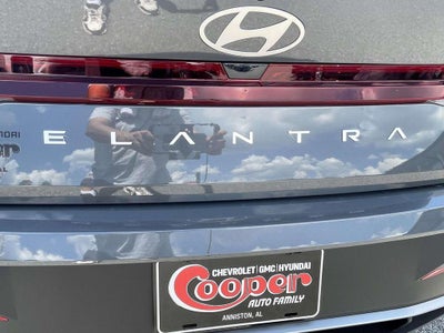 2026 Hyundai ELANTRA SE