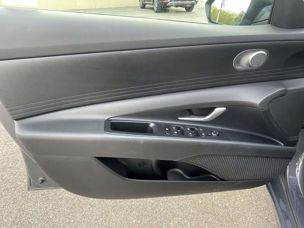 2024 Hyundai ELANTRA HYBRID Blue