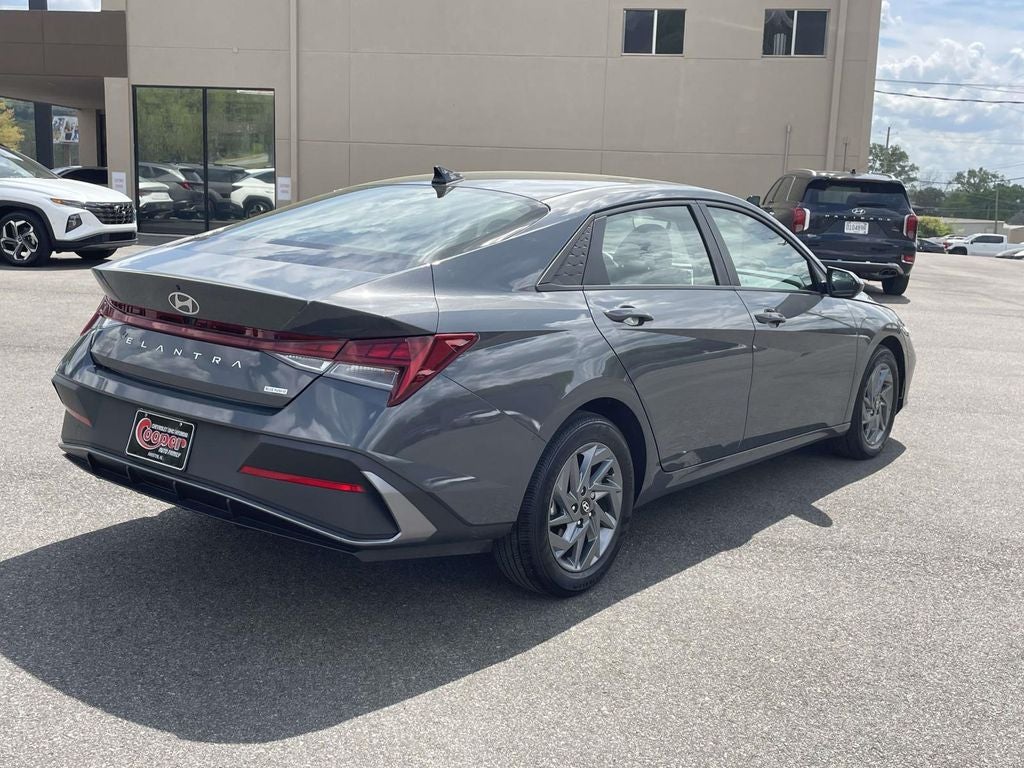 2024 Hyundai ELANTRA HYBRID Blue