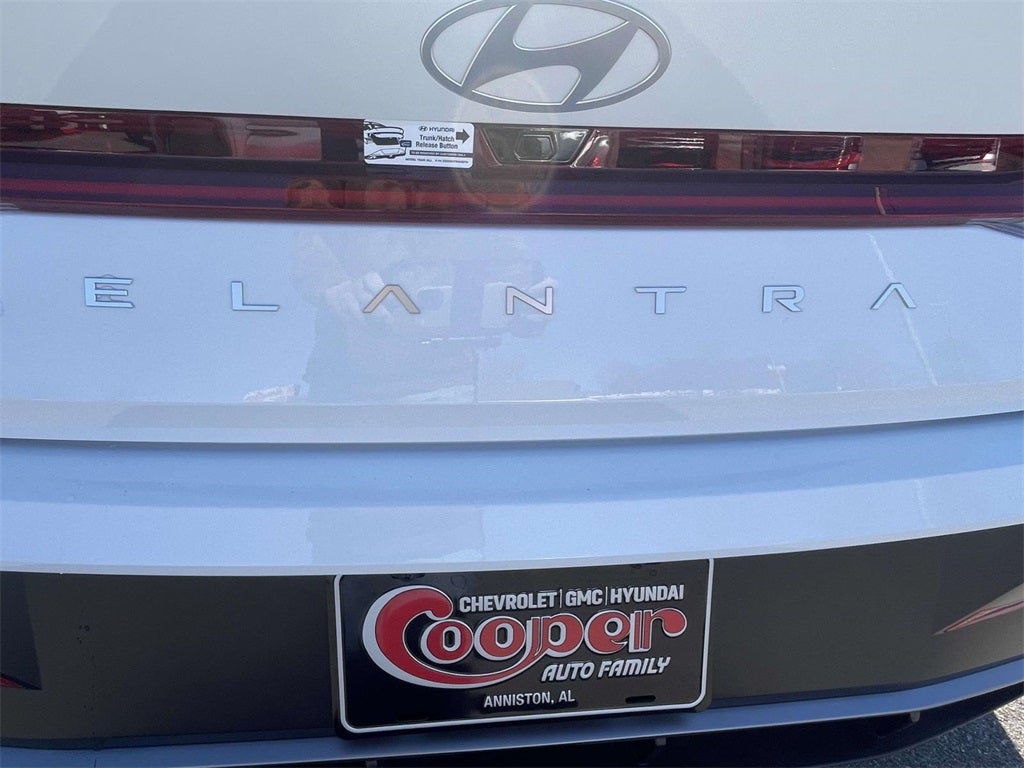 2026 Hyundai ELANTRA HYBRID Limited