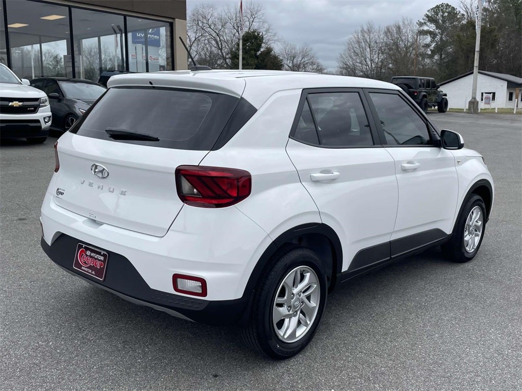 2026 Hyundai VENUE SE