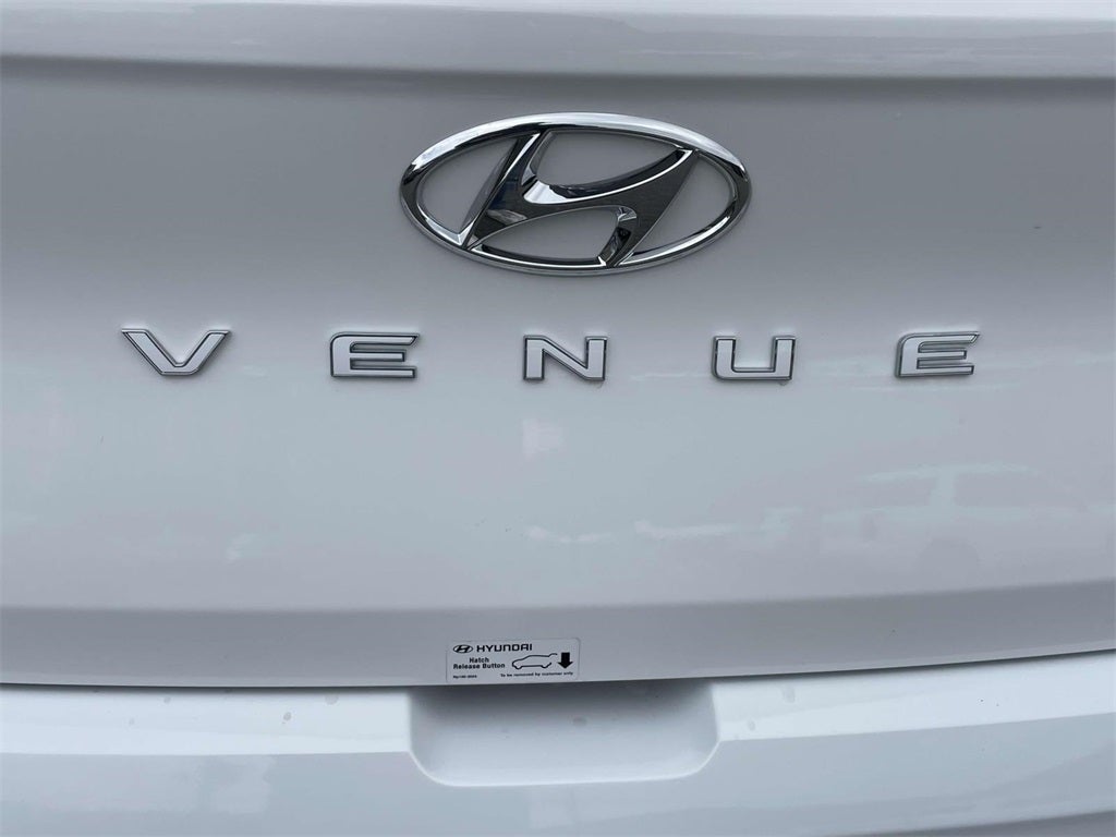 2026 Hyundai VENUE SE