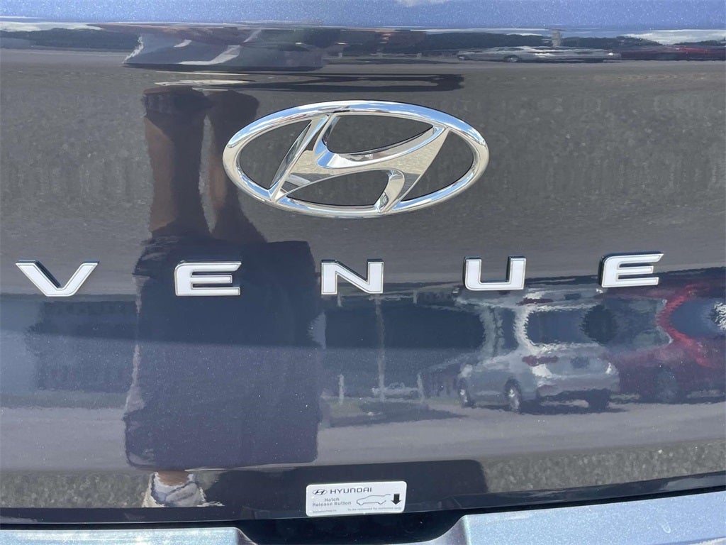 2025 Hyundai VENUE Limited