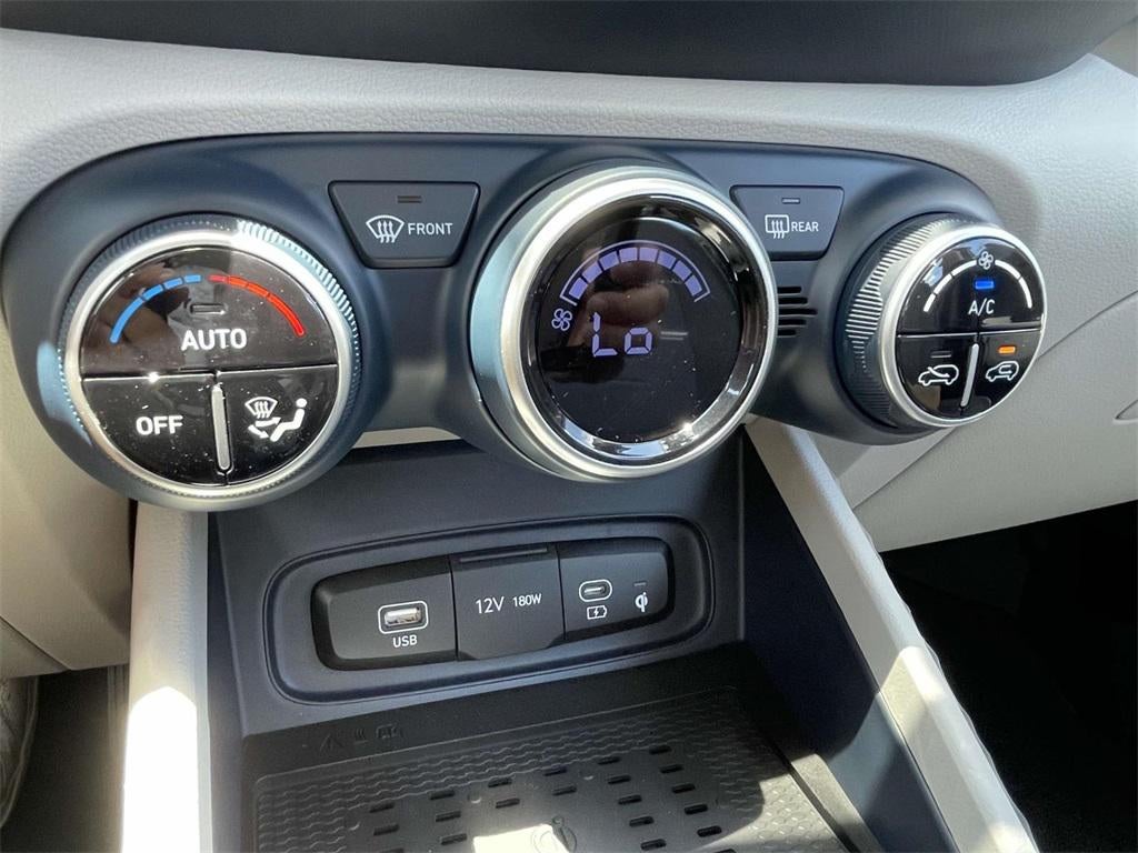 2025 Hyundai VENUE Limited