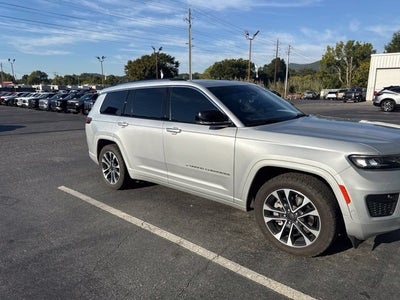 2023 Jeep Grand Cherokee L Overland 4x4