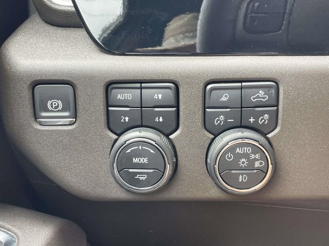 2025 Chevrolet Silverado 3500 HD LT