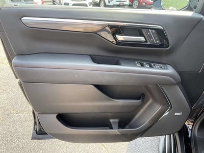 2025 Chevrolet Tahoe RST