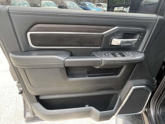 2025 RAM 2500 Laramie Crew Cab 4x4 6'4" Box