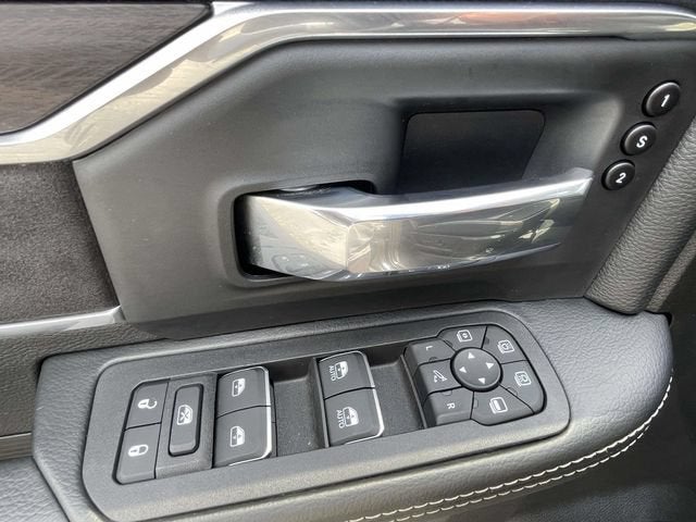 2025 RAM 2500 Laramie Crew Cab 4x4 6'4" Box