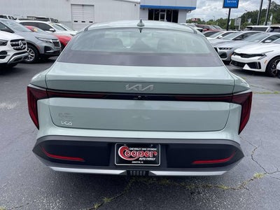 2025 Kia K4 EX