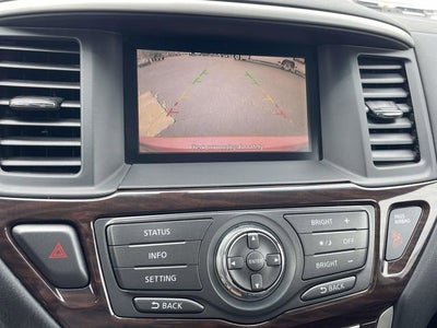 2014 Nissan Pathfinder SL