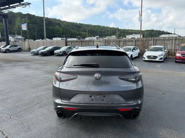 2024 Alfa Romeo Stelvio Veloce AWD