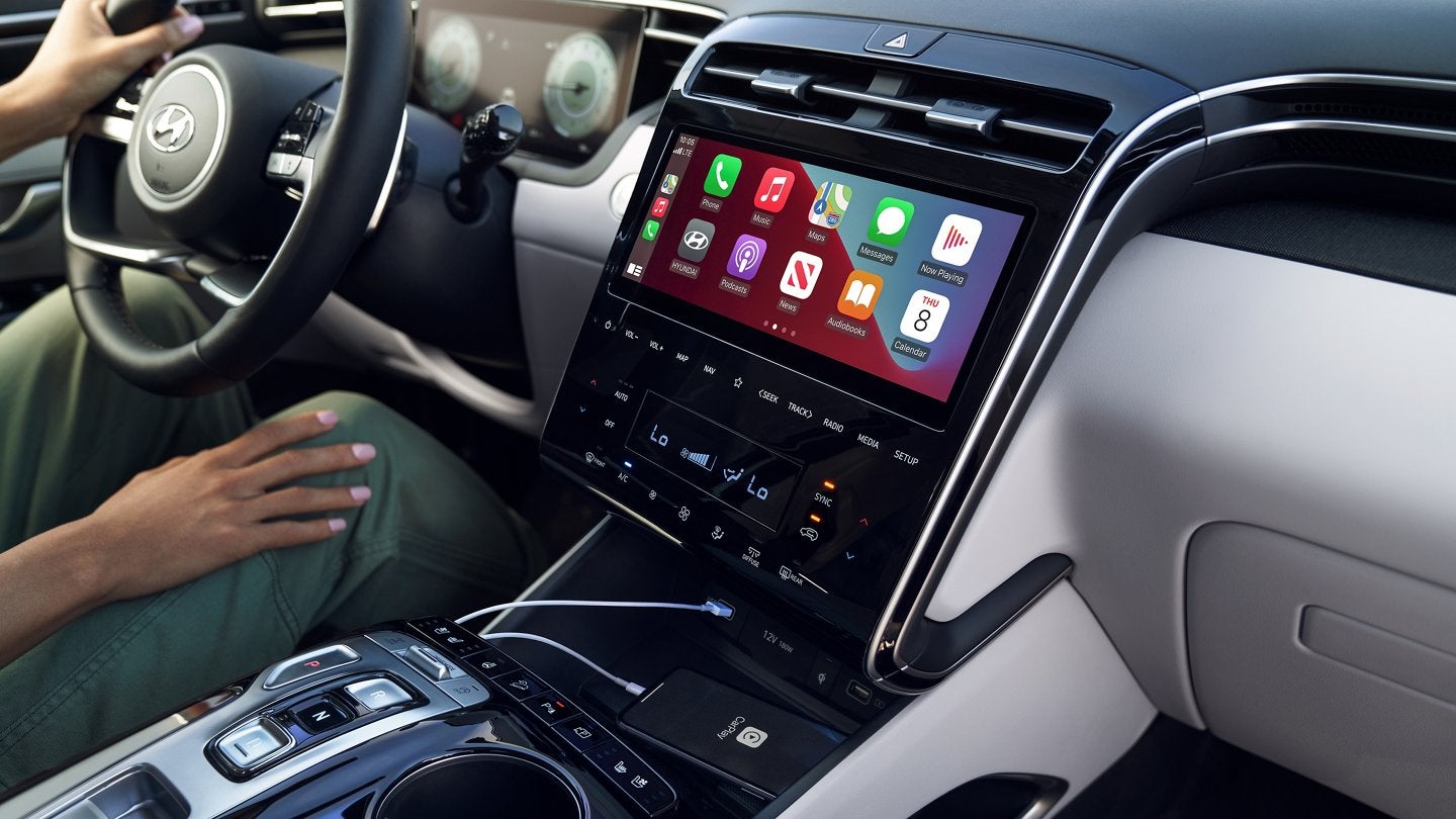 2022 Tucson Interior | Cooper Hyundai in Anniston AL